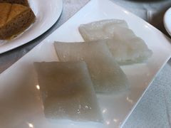 蒸伦教糕-太子园林酒家