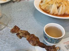 -汗腾格里·风味餐厅(新疆驻京办店)