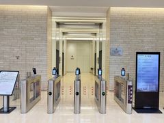 -燕舞东方保利广场