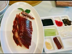 酥香嫩烤鸭-四季民福烤鸭店(西单华威约饭街店)