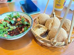 -包整·丝娃娃(一览甲秀楼风景店)