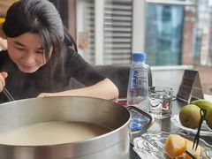 -捞王锅物料理(上海世茂广场店)