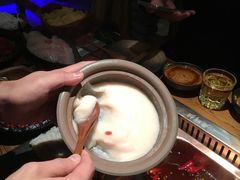 -老牌坊云南鱼豆花火锅(嵩山店)