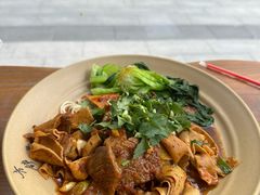 -方铲铲·成都板凳面(滨江银泰店)
