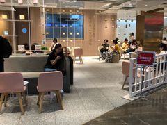 大堂-奈雪的茶(湖滨银泰in77C区PRO店)