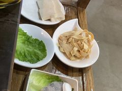 -小牛家村·贵州黄牛肉火锅(梦想小镇二分店)