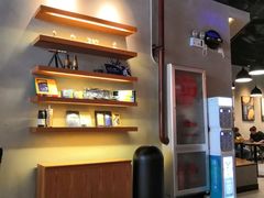 大堂-THE ALLEY 鹿角巷(华润万象城店)