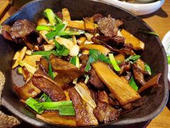 -云海肴·汽锅鸡·云南菜(天山百盛优客店)