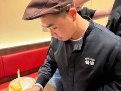 -顺溜·手工刀削面·黑金店(铜锣湾店)