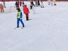 -济南卧虎山滑雪场