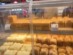 -红星前进面包牛奶公司(君太店)