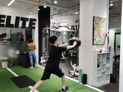 -汗水空间私教健身连锁(SM广场店)