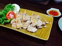 -J Daeng Seafood
