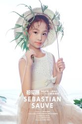 -拾花摄原创婚纱摄影