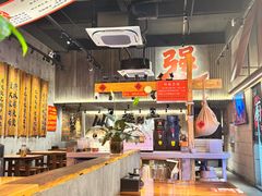 -李犟大爆鳝面·手工蟹黄包(湖滨西湖店)