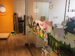 -极橙儿童齿科矫正中心(奥城店)