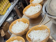 -正宗李家土鸡米线店