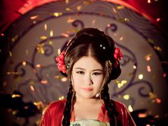 -九月鹰飞汉服摄影工作室