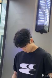 -M1山木造型国潮男士发型定制