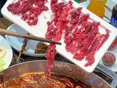 -来龍儿鲜切牛肉自助老火锅