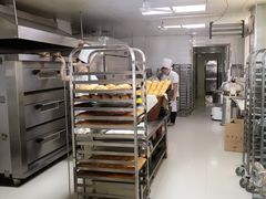 面包甜点陈列柜-老鼎丰(靖宇街总店)