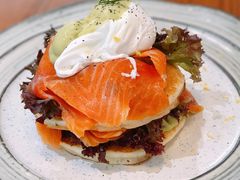 三文鱼松饼水波蛋-AFS Cafe & Canteen(闽江二路店)