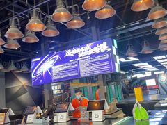 -极限PLAY运动娱乐新世界·团建派对潮玩休闲馆·室内蹦极高空游乐园
