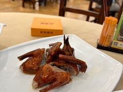 招牌红烧乳鸽-香顺·客家菜(东坑店)