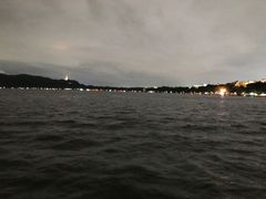 -杭州西湖桔子水晶酒店