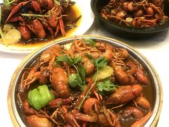 -红盔侠小龙虾(海宁银泰店)