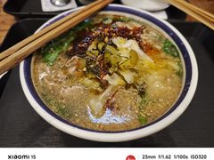 -云阿蛮云南生烫牛肉米线(奉贤路店)