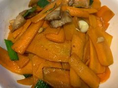 红萝卜炒肉-张氏父子常德肠子馆(红星总店)