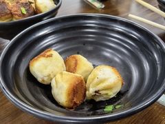 特色葱煎包-赵宝美煎包店