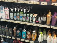 -综合保税区进口商品直销中心(新百店)