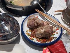 -三人行骨头王火锅(长寿店)