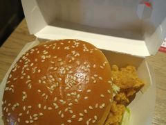 -肯德基(中纬店)