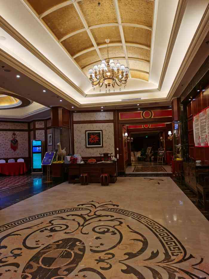 俏巴渝(石桥铺店)-"每个城市都有自己的主流中餐厅,我觉得重庆.