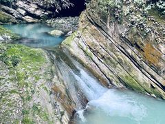 -龙水峡地缝景区