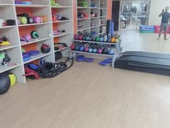 -CXFIT 陈徐健身工作室(凯旋店)