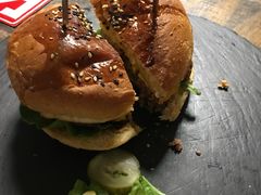 -HIGH FIVE哈福手工汉堡(桂林路店)