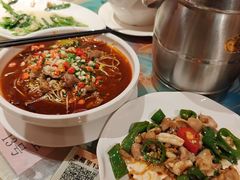 -年辉渔村·非遗传承餐厅(新丰江店)