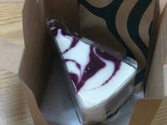 双层轻芝蛋糕-星巴克(广州正佳广场4层店)