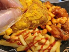 -博姆炸鸡精品餐厅(常发广场店)