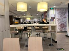 大堂-麦当劳(西客站店)