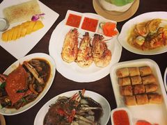 -Dang restaurant (patong phuket)