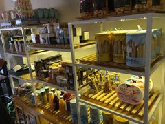 面包甜点陈列柜-觅恬记港式甜品(1818店)