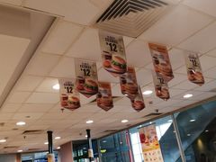 -麦当劳(轻轨曹杨路店)