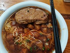 -上海特色小笼店(铁岭路90弄小区店)