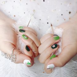 -YCai简薇美甲美睫美妆