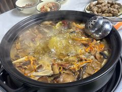 -野菌王•养生汤锅•野生菌火锅(大理漾濞路店)
